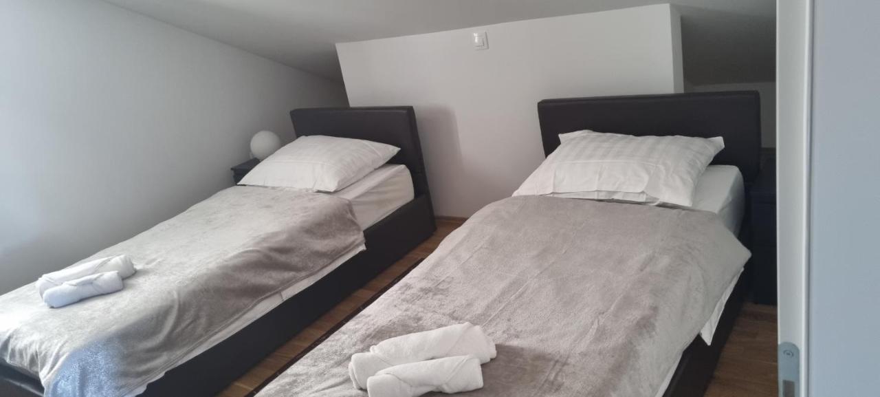Florena Novalja Exteriér fotografie