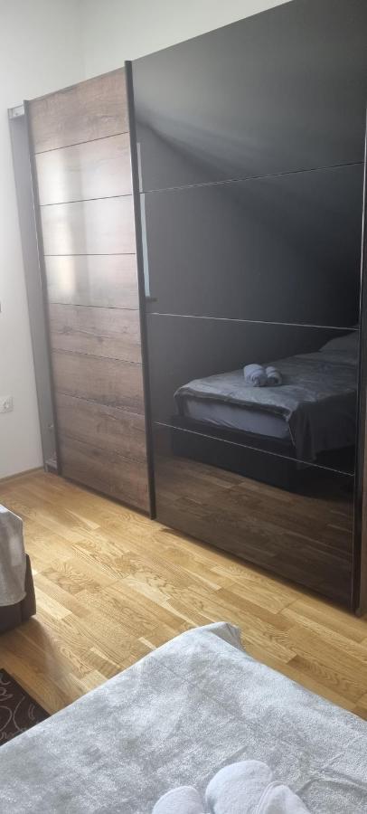 Florena Novalja Exteriér fotografie
